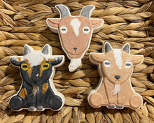 Load image into Gallery viewer, Bath Bombs- Farm Animals