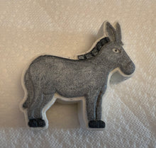 Load image into Gallery viewer, Bath Bombs- Farm Animals