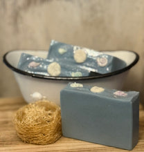 Load image into Gallery viewer, Sea Salt &amp; Lily
