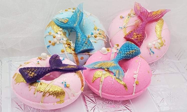 Mermaid tail Foaming Bath Bombs