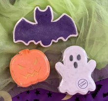 Load image into Gallery viewer, Bath Bombs- Halloween
